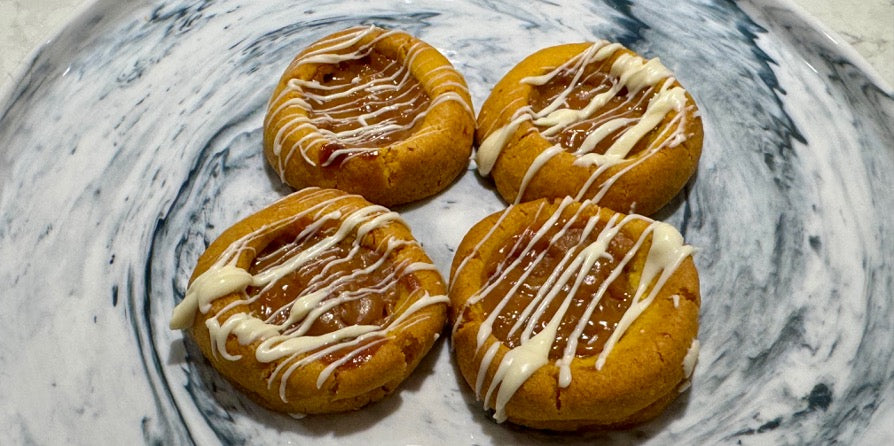 Cream filled cookies